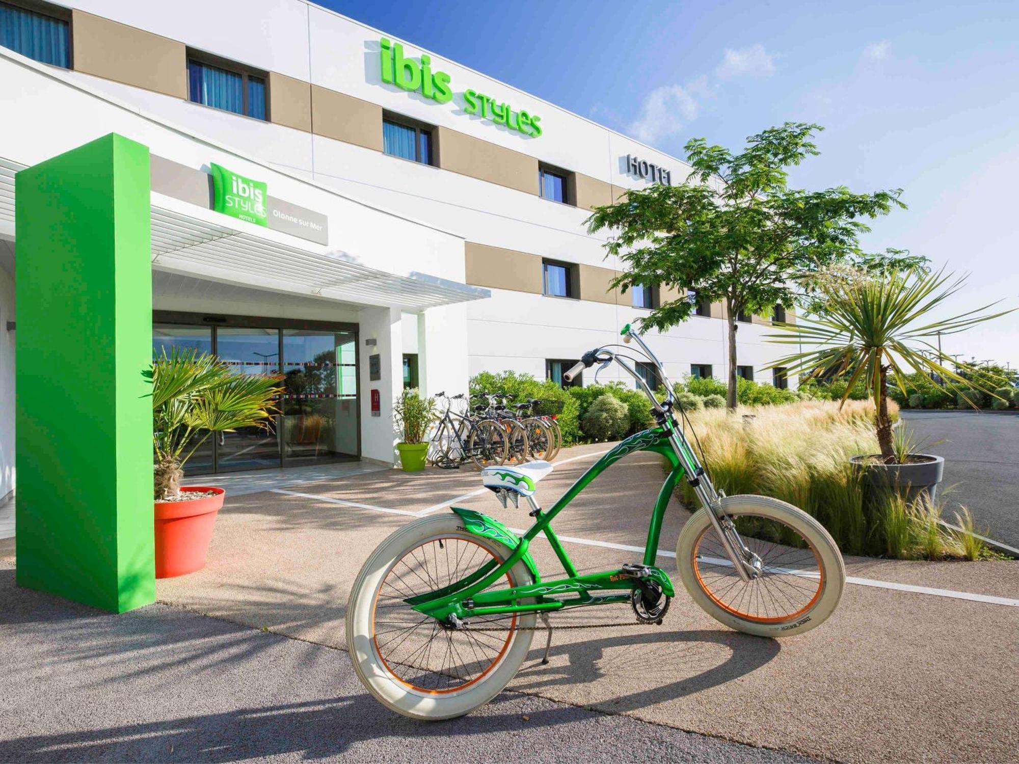 Ibis Styles Les Sables Olonne Hotell Exteriör bild